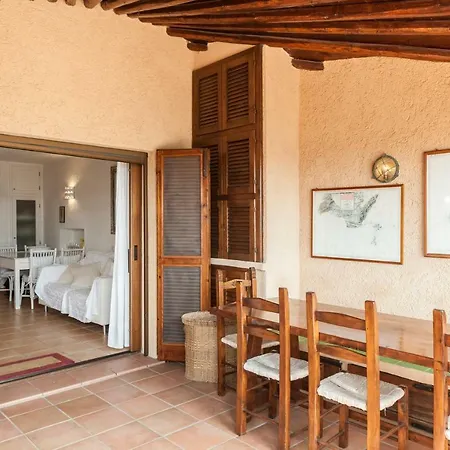 Apartment From Rafael With