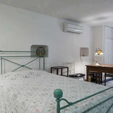 Apartment From Rafael With