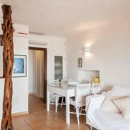Apartment From Rafael With *